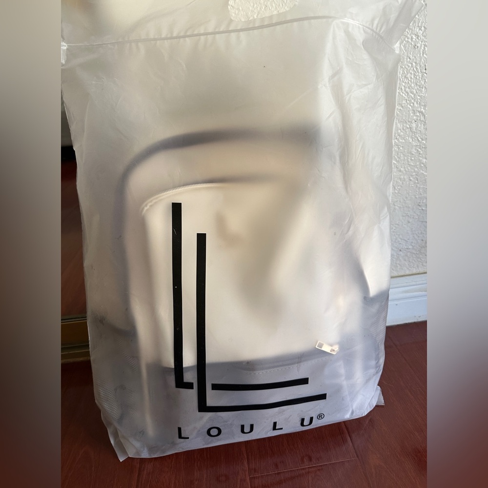 🆕 Loulu Backpack Cream Colored Brown Accents Laptop Sleeve Multiple Pockets - Picture 7 of 7